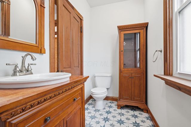 89 Blymer Street, Delaware, OH 43015