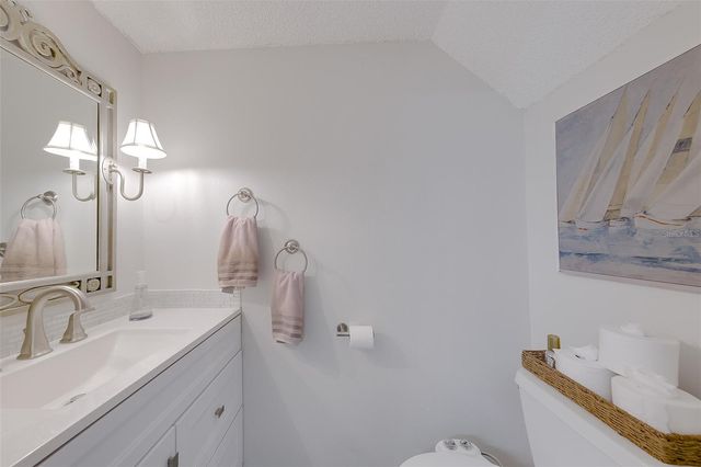 3315 W WYOMING CIRCLE 3315, Tampa, FL 33611