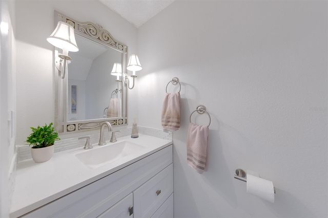 3315 W WYOMING CIRCLE 3315, Tampa, FL 33611