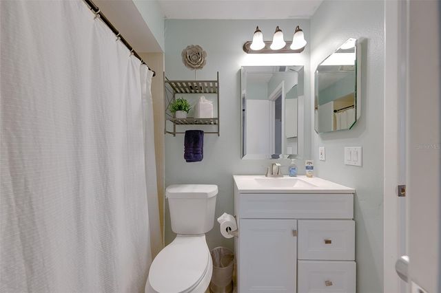 3315 W WYOMING CIRCLE 3315, Tampa, FL 33611