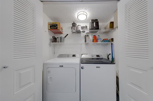 3315 W WYOMING CIRCLE 3315, Tampa, FL 33611