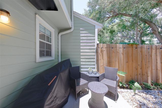 3315 W WYOMING CIRCLE 3315, Tampa, FL 33611