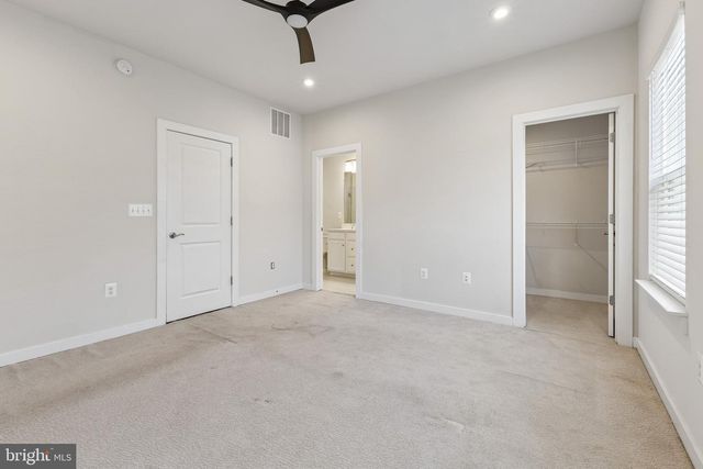 1756 HICKORY WOODS RD, Dumfries, VA 22026