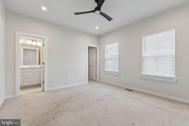 1756 HICKORY WOODS RD, Dumfries, VA 22026
