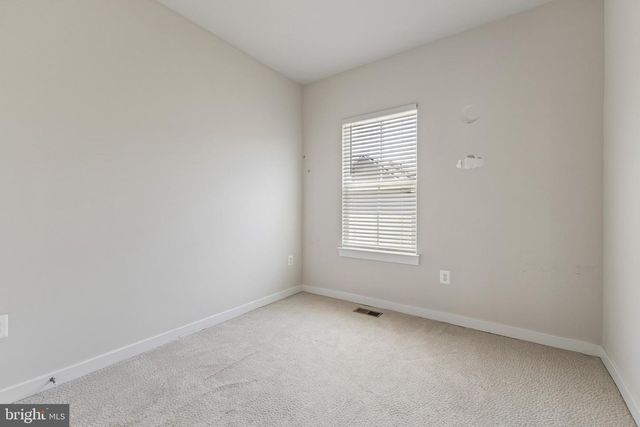 1756 HICKORY WOODS RD, Dumfries, VA 22026