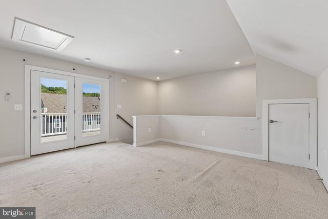 1756 HICKORY WOODS RD, Dumfries, VA 22026
