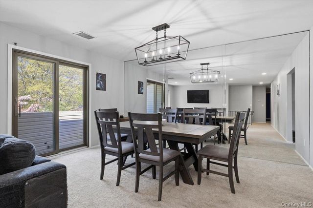 1001 Skyline Drive, Coram, NY 11727