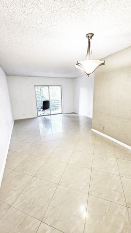 4394 NW 9TH 22-3C, Deerfield Beach, FL 33064
