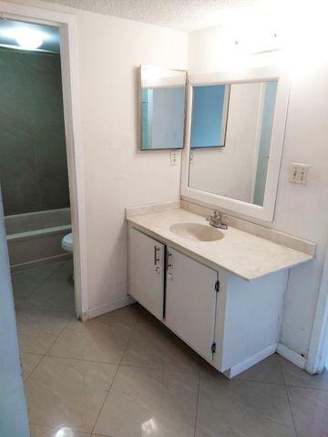 4394 NW 9TH 22-3C, Deerfield Beach, FL 33064
