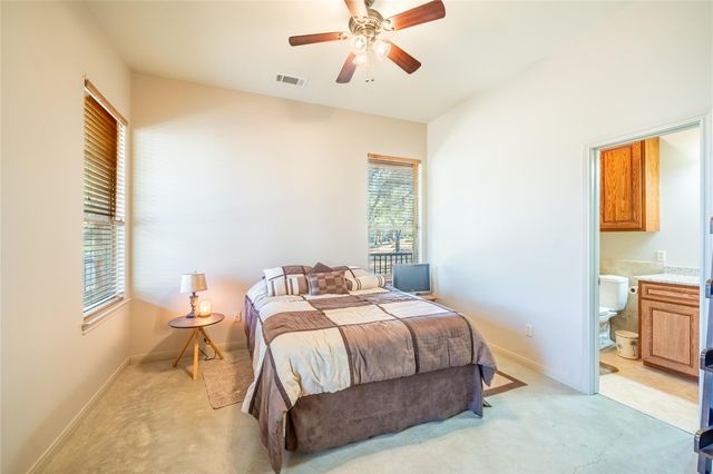 103 Rolling Hills DR, Spicewood, TX 78669