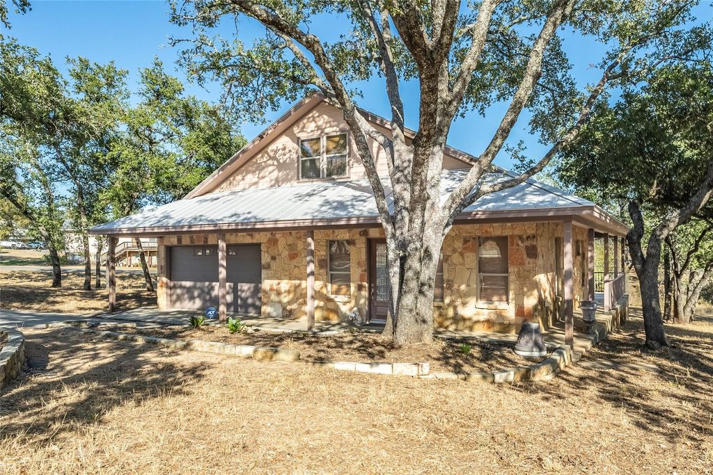 103 Rolling Hills DR, Spicewood, TX 78669