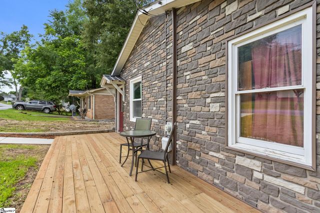 203 Shands Street, Clinton, SC 29325