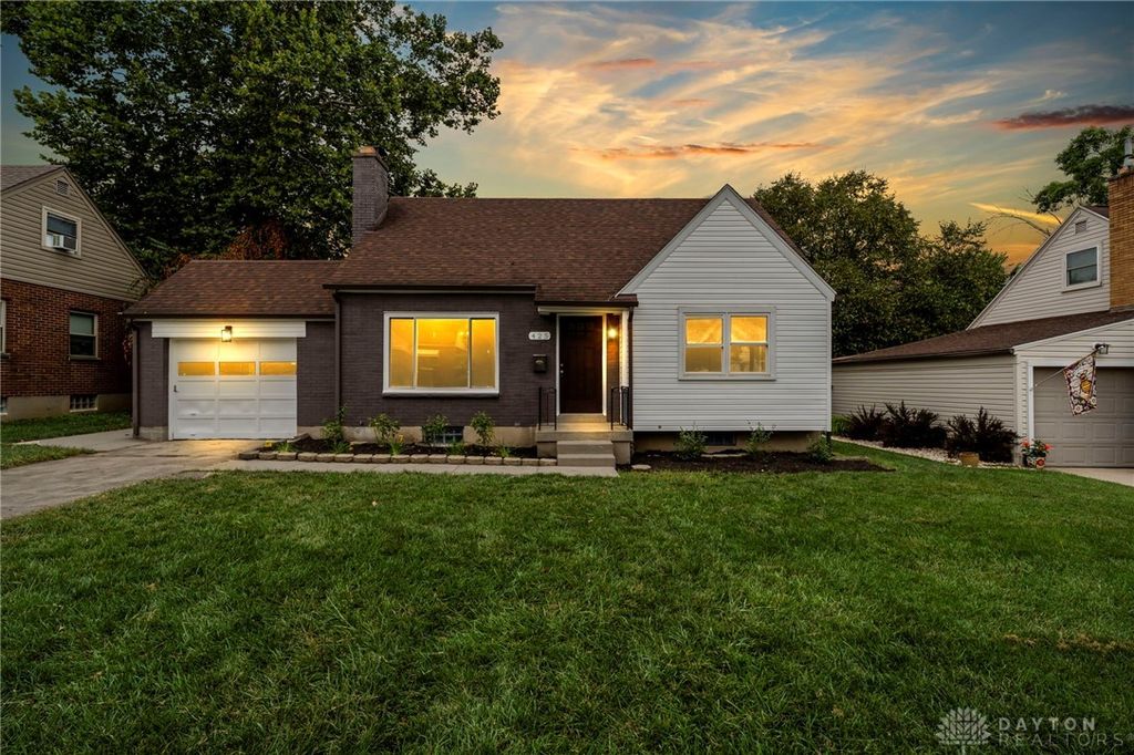 425 Early Drive, Miamisburg, OH 45342