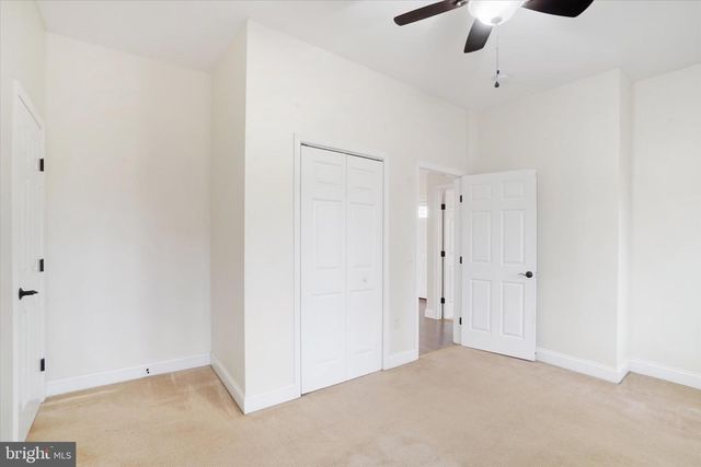 2340 CROLL SCHOOL RD, York, PA 17403