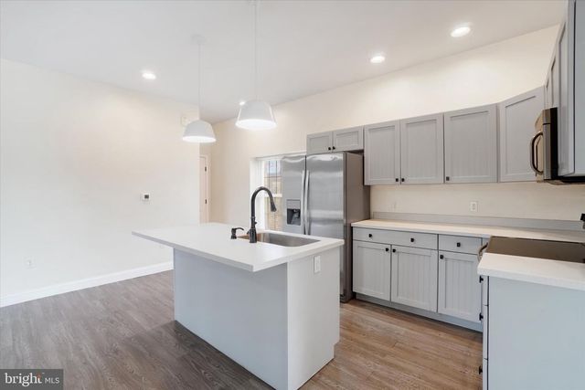 2340 CROLL SCHOOL RD, York, PA 17403