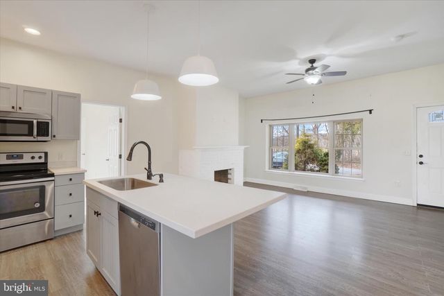 2340 CROLL SCHOOL RD, York, PA 17403