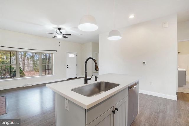 2340 CROLL SCHOOL RD, York, PA 17403