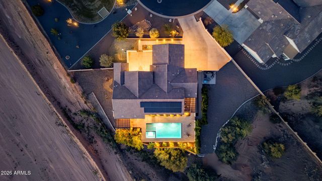 565 W PERKINS Street, San Tan Valley, AZ 85143