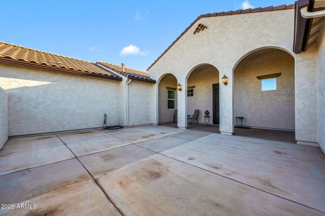 565 W PERKINS Street, San Tan Valley, AZ 85143