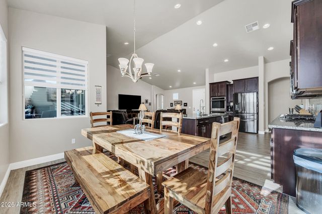 565 W PERKINS Street, San Tan Valley, AZ 85143