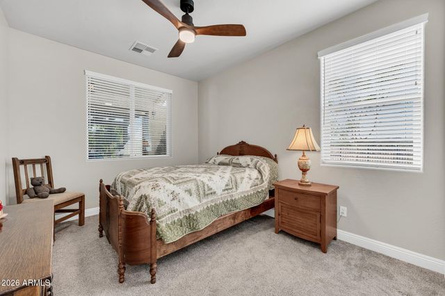 565 W PERKINS Street, San Tan Valley, AZ 85143