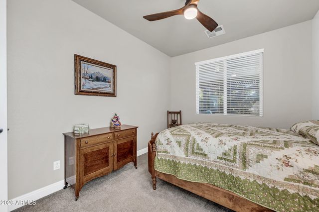 565 W PERKINS Street, San Tan Valley, AZ 85143