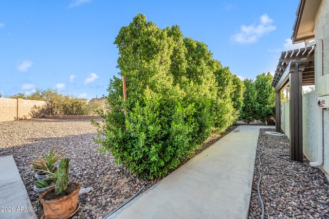 565 W PERKINS Street, San Tan Valley, AZ 85143