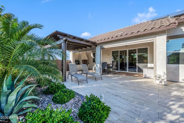 565 W PERKINS Street, San Tan Valley, AZ 85143