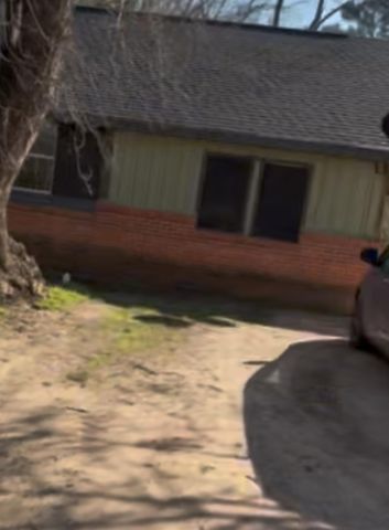 801 Snell Road, Livingston, TX 77351