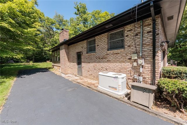 5266 Chickasaw Road, Richfield, OH 44286