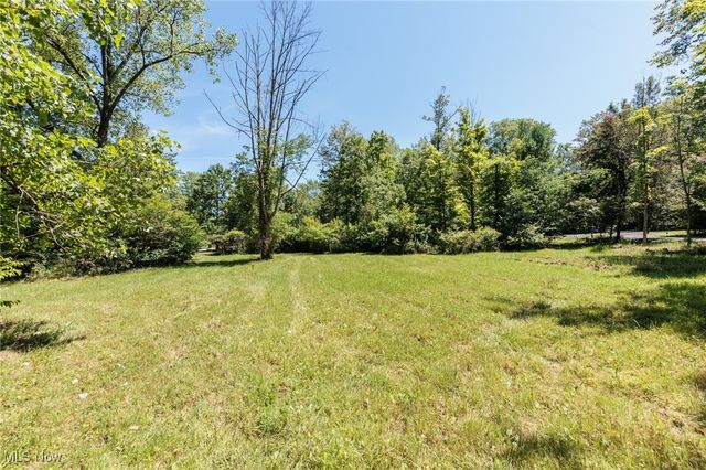 5266 Chickasaw Road, Richfield, OH 44286