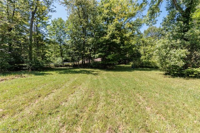 5266 Chickasaw Road, Richfield, OH 44286