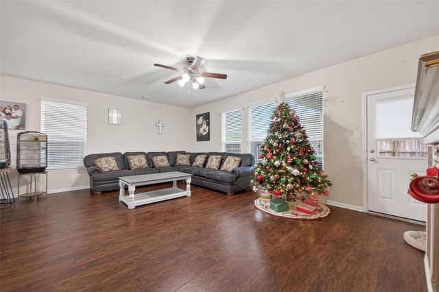 2343 Bright Sunrise Trail, Fresno, TX 77545