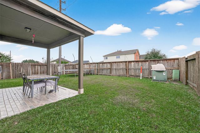 2343 Bright Sunrise Trail, Fresno, TX 77545