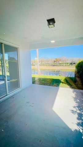 1196 Hatteras Circle, Greenacres, FL 33413