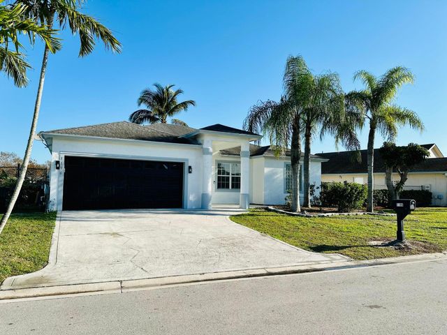 1196 Hatteras Circle, Greenacres, FL 33413