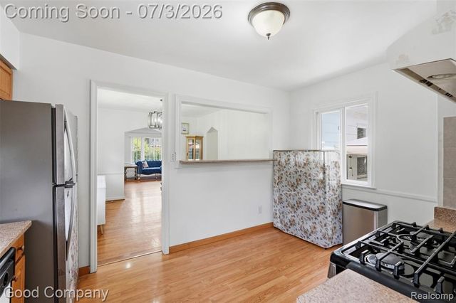29693 Medbury Street, Farmington Hills, MI 48336