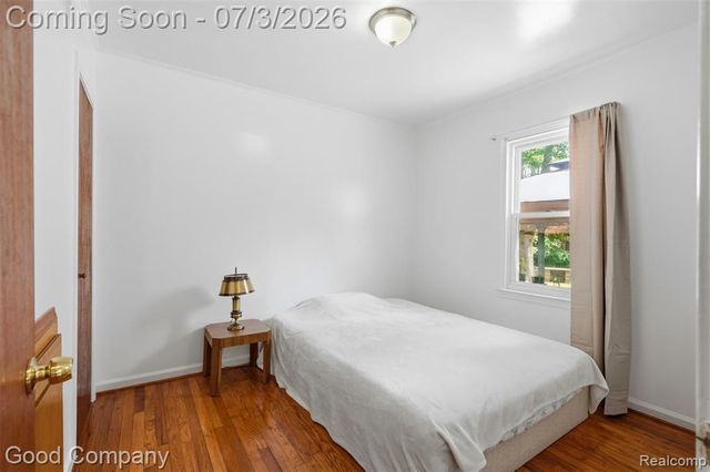 29693 Medbury Street, Farmington Hills, MI 48336