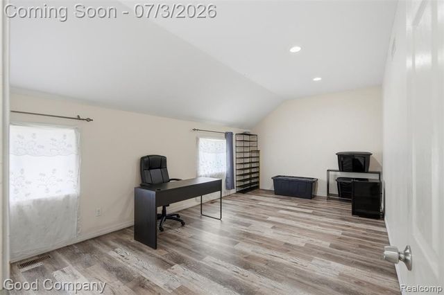 29693 Medbury Street, Farmington Hills, MI 48336