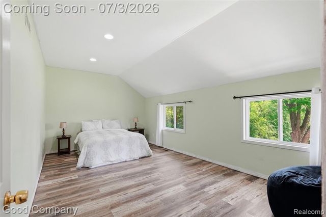 29693 Medbury Street, Farmington Hills, MI 48336