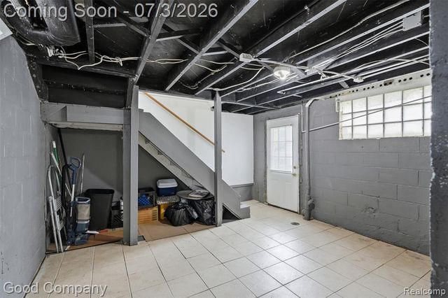 29693 Medbury Street, Farmington Hills, MI 48336