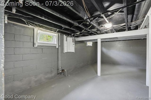 29693 Medbury Street, Farmington Hills, MI 48336