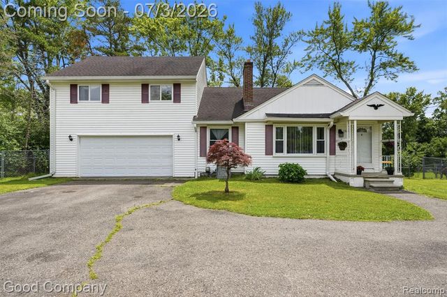 29693 Medbury Street, Farmington Hills, MI 48336