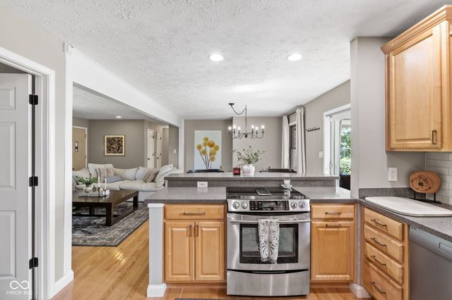 8545 N County Road 650 E, Brownsburg, IN 46112