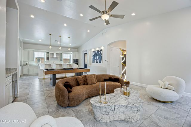 261 E Placita Haciendas Del Lago, Sahuarita, AZ 85629