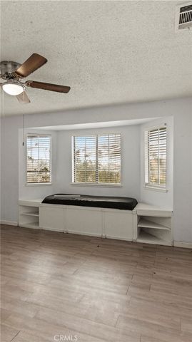 8222 3rd Avenue, Hesperia, CA 92345