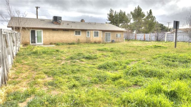 8222 3rd Avenue, Hesperia, CA 92345