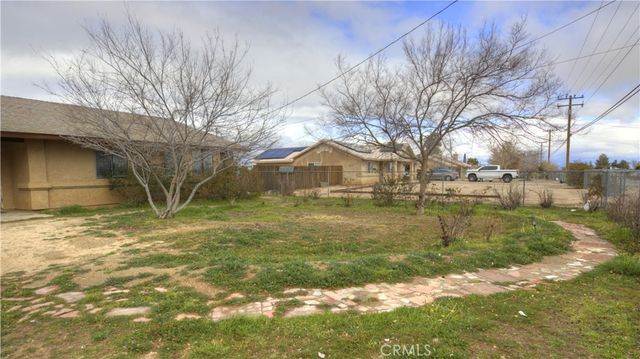 8222 3rd Avenue, Hesperia, CA 92345