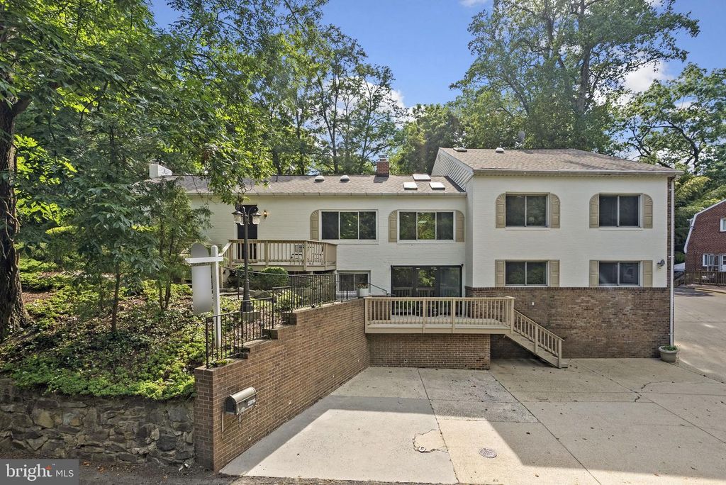2816 LINDEN LN, Silver Spring, MD 20910