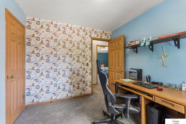 14664 Meredith Avenue, Omaha, NE 68116